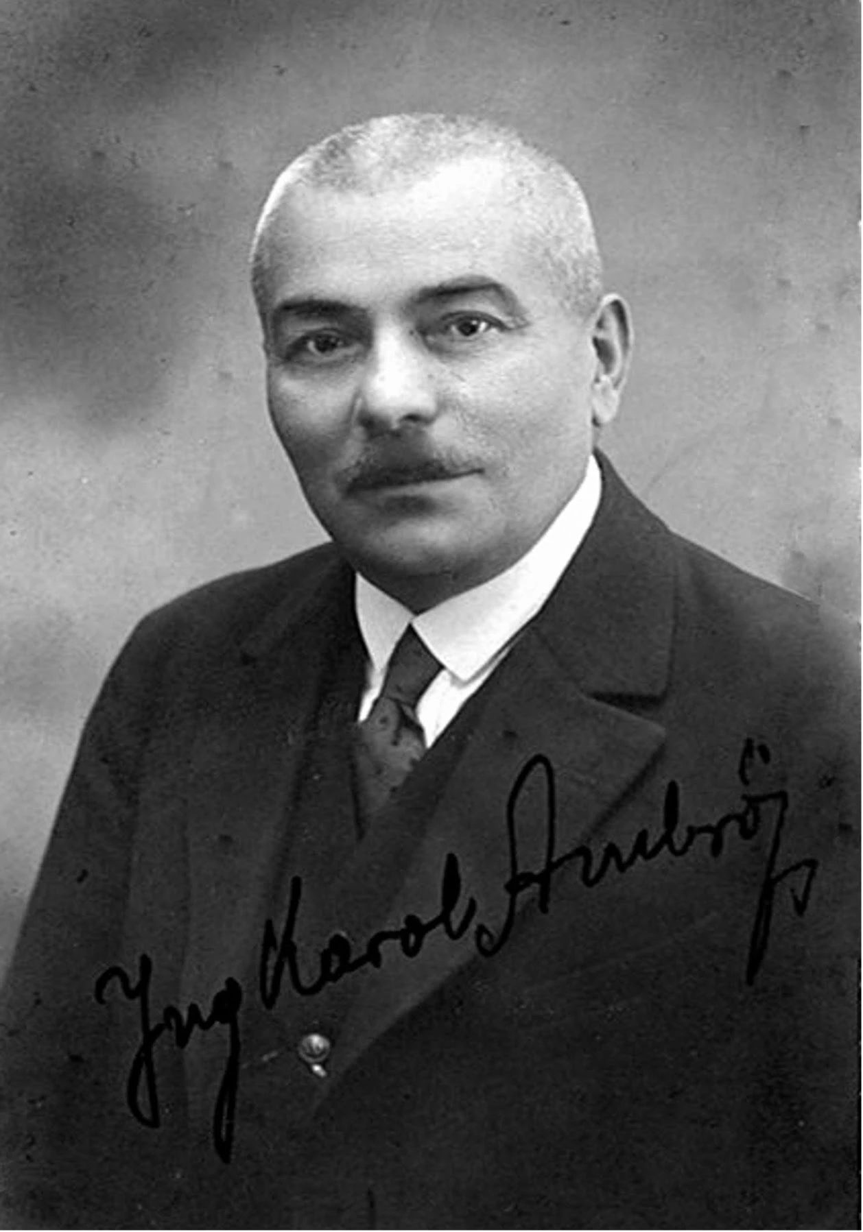 Karol Ambroóz